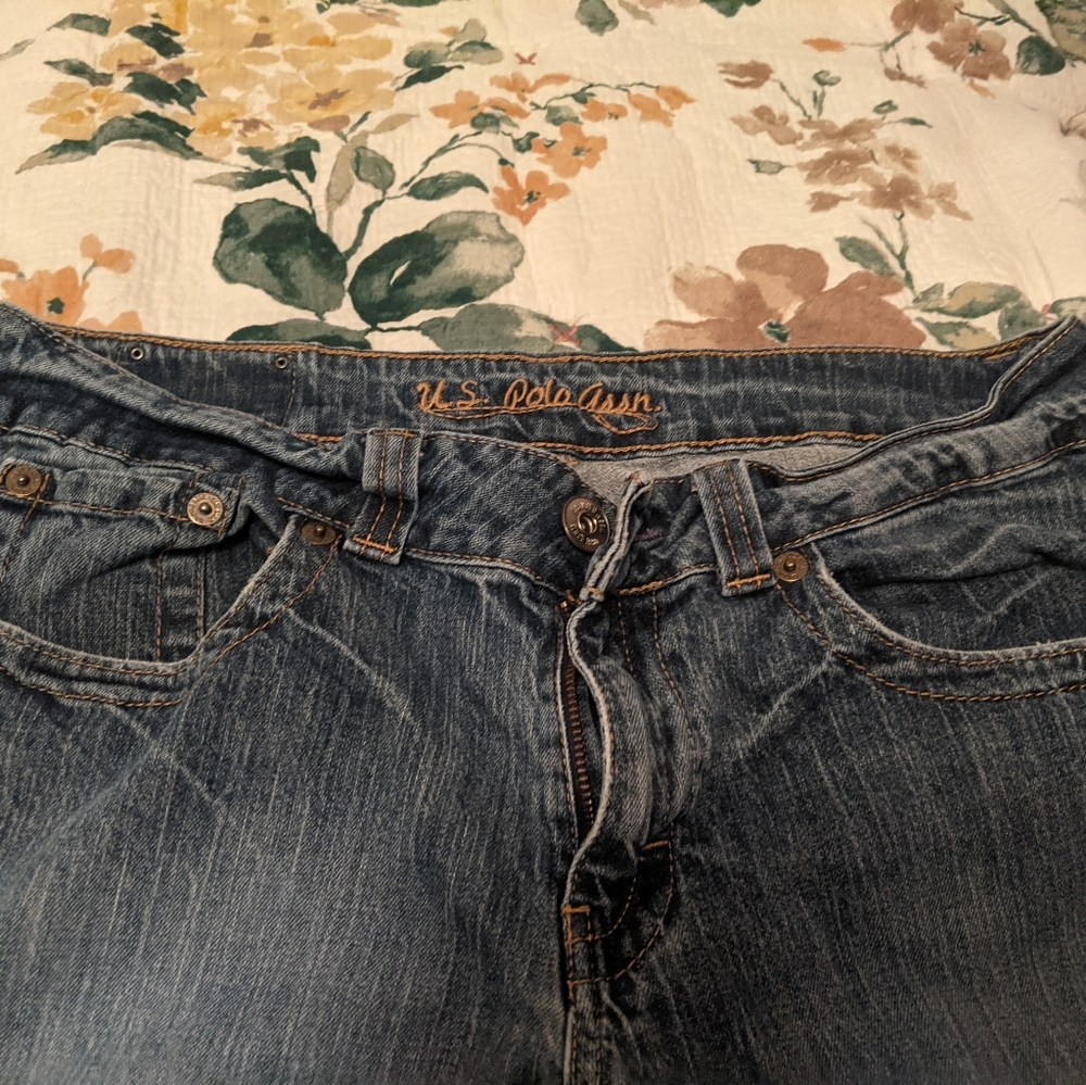 Women's jeans
